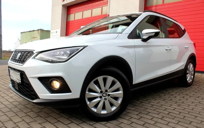 Seat Arona cena 69900 przebieg: 136000, rok produkcji 2018 z Pieszyce małe 742